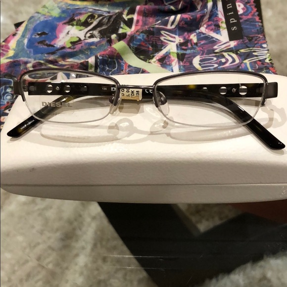 Diesel Eyewear - Picture 1 of 8